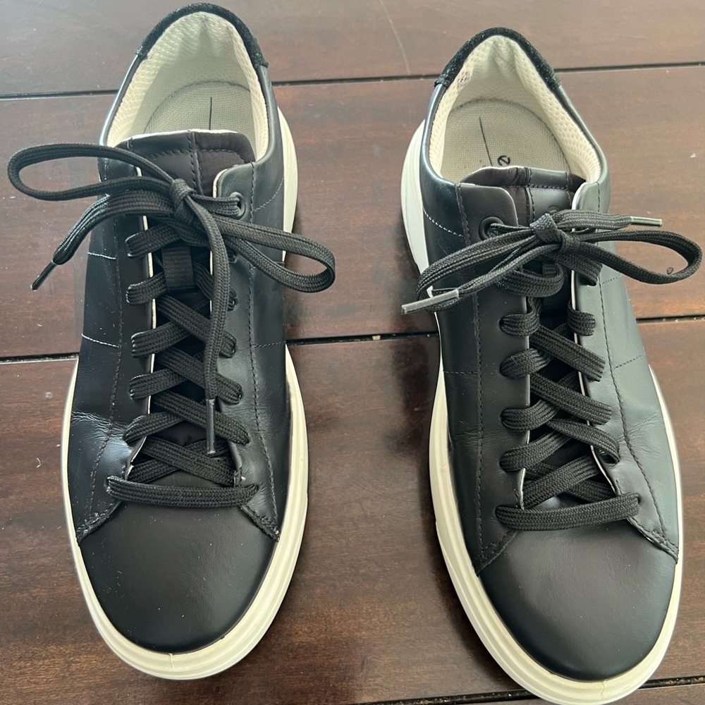 ECCO Womens Street Platform Black Leather Lace Size 8 - 8.5